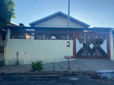 Casa com 3 Quartos à venda, 150m² no Palmital, Marília