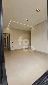 Casa com 3 Quartos à venda, 184m² no Grand Ville, Uberlândia