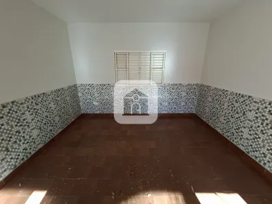 Ponto Comercial para alugar, 185m² no Presidente Roosevelt, Uberlândia