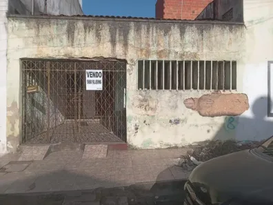 Casa com 2 Quartos à venda, 80m² no Bom Futuro, Fortaleza