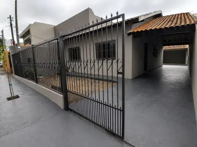 Casa com 3 Quartos para alugar, 140m² no Jerumenha, Londrina