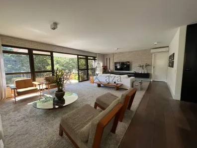 Apartamento com 3 Quartos à venda, 240m² no Jardim Europa, São Paulo