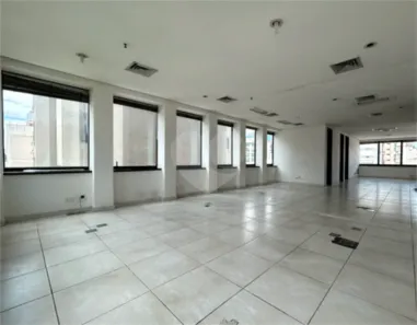 Sala Comercial para venda ou aluguel, 100m² no Itaim Bibi, São Paulo