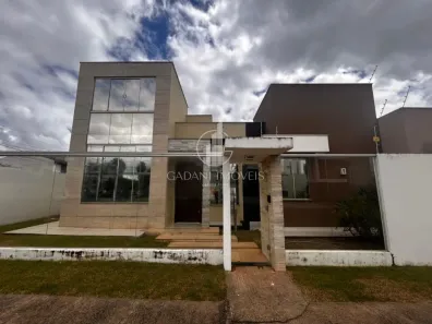 Casa com 3 Quartos à venda, 132m² no Jardim Maringá, Sinop