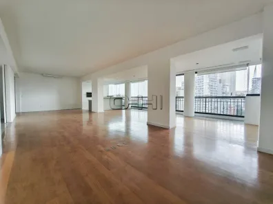 Apartamento com 3 Quartos para alugar, 215m² no Sumaré, São Paulo