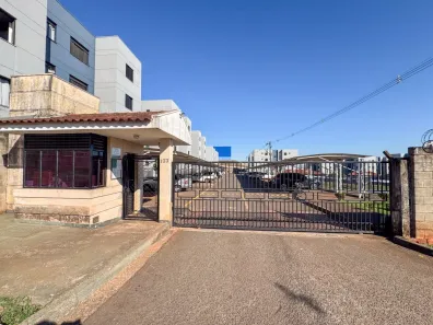 Apartamento com 2 Quartos para alugar, 49m² no São Pedro, Londrina