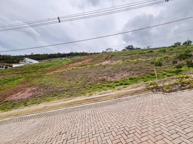Lote/Terreno à venda, 303m² no Vina Del Mar, Juiz de Fora