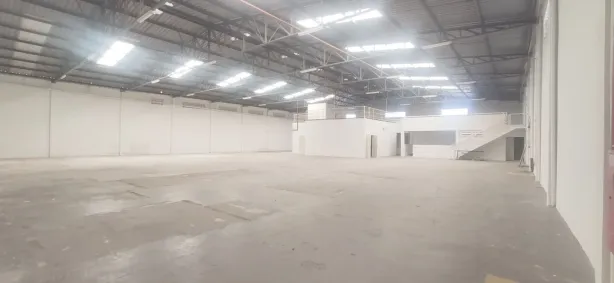 Ponto Comercial para alugar, 1600m² no Tibery, Uberlândia