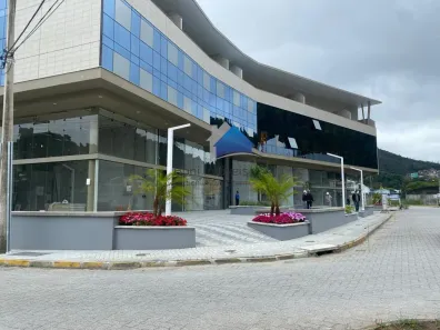 Ponto Comercial para alugar, 70m² no Olaria, Nova Friburgo