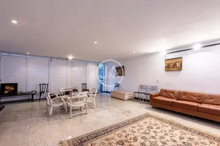 Prédio Comercial para venda ou aluguel, 636m² no Laranjeiras, Rio de Janeiro