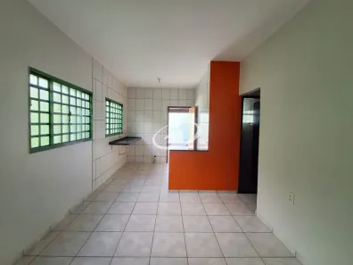 Casa com 3 Quartos para alugar, 144m² no Jardim Europa, Uberlândia