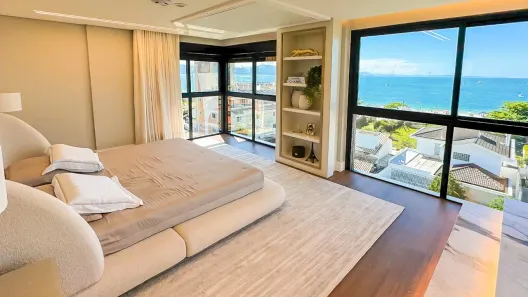 Apartamento com 4 Quartos à venda, 290m² no Jurerê, Florianópolis