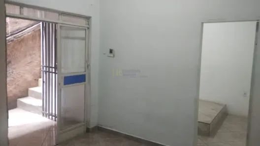 Casa com 2 Quartos à venda, 75m² no Jardim Laguna, Contagem