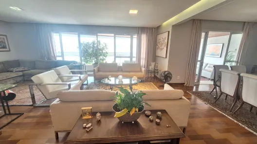 Apartamento com 3 Quartos à venda, 190m² no Vila Nova Conceição, São Paulo