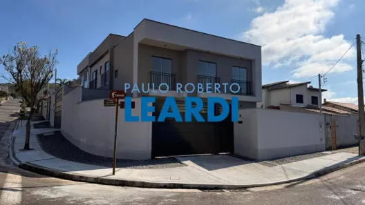 Sobrado com 3 Quartos à venda, 116m² no Santa Teresa, Poços de Caldas