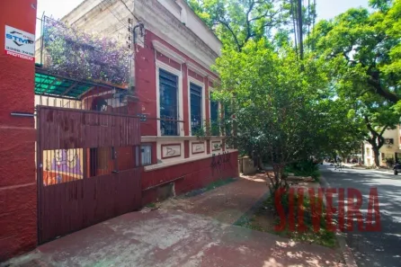 Lote/Terreno à venda, 700m² no Independência, Porto Alegre