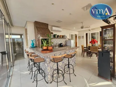 Casa de Condomínio com 4 Quartos à venda, 295m² no Condomínio Residencial Florais dos Lagos, Cuiabá