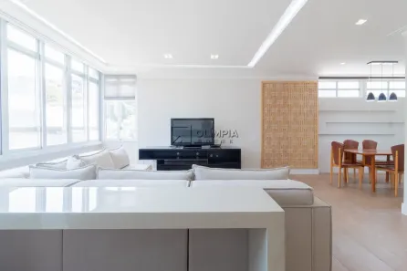Apartamento com 3 Quartos para alugar, 130m² no Cerqueira César, São Paulo