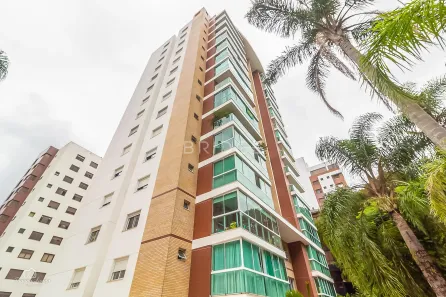 Apartamento com 3 Quartos para alugar, 152m² no Bela Vista, Porto Alegre
