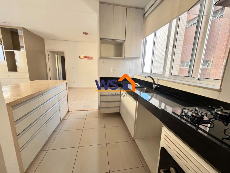 Apartamento com 3 quartos — Santo Antônio, Belo Horizonte
