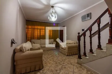 Casa com 3 Quartos à venda, 192m² no Jardim Roberto, Osasco