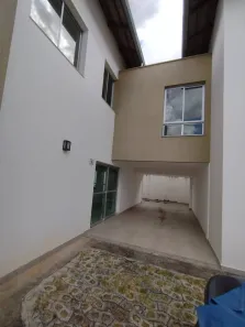 Casa com 4 Quartos à venda, 180m² no Camilo Alves, Contagem