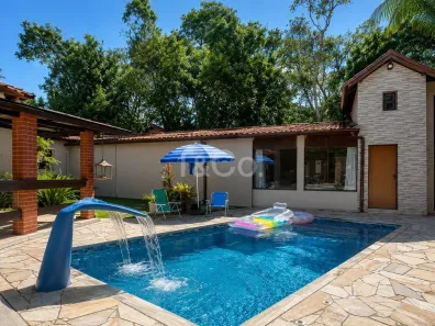 Sobrado com 5 Quartos à venda, 200m² no Guaratuba, Bertioga