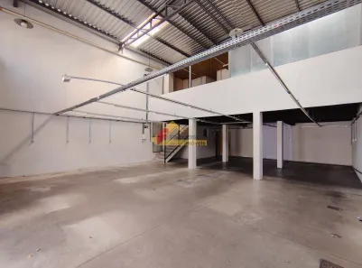 Ponto Comercial para alugar, 200m² no São José, Divinópolis