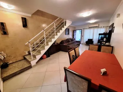 Sobrado com 3 Quartos à venda, 160m² no Jardim Umuarama, São Paulo