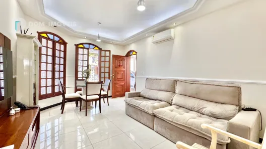 Casa de Condomínio com 3 Quartos à venda, 220m² no São Pedro, Juiz de Fora