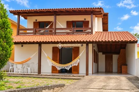 Casa com 5 Quartos à venda, 175m² no BARRA DE IBIRAQUERA, Imbituba