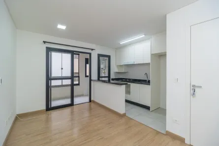 Apartamento com 2 Quartos para alugar, 49m² no Campo Comprido, Curitiba