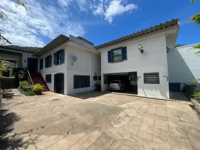 Casa com 3 Quartos à venda, 200m² no Morin, Petrópolis