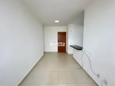 Apartamento com 2 Quartos para alugar, 56m² no Presidente Roosevelt, Uberlândia