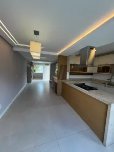 Casa de Condomínio com 3 Quartos à venda, 200m² no Maravista, Niterói