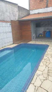 Casa com 2 Quartos para alugar, 90m² no Vila Cintra, Mogi das Cruzes