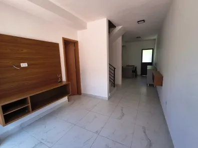 Casa de Condomínio com 2 Quartos para alugar, 80m² no Granja Viana II, Cotia