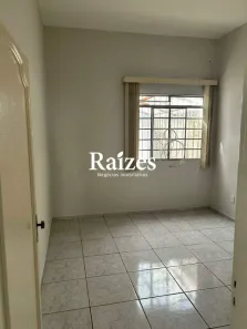 Casa com 2 Quartos à venda, 120m² no Centro, Uberlândia