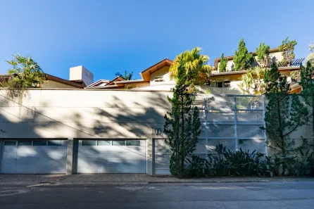 Casa de Condomínio com 4 Quartos à venda, 800m² no Jardim Vitória Régia, São Paulo