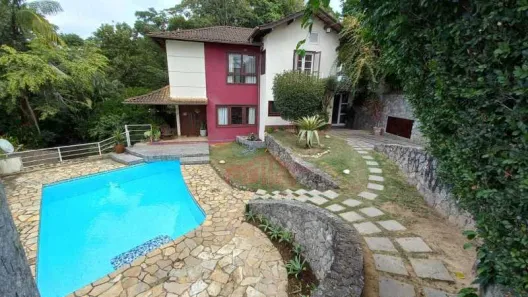 Casa de Condomínio com 4 Quartos à venda, 256m² no Vila Progresso, Niterói
