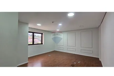Sala Comercial para alugar, 36m² no Centro, Arujá