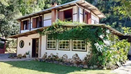Casa com 10 Quartos à venda, 327m² no Albuquerque, Teresópolis