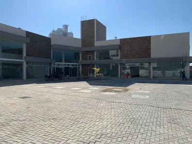 Ponto Comercial para alugar, 450m² no Centro, Palhoça