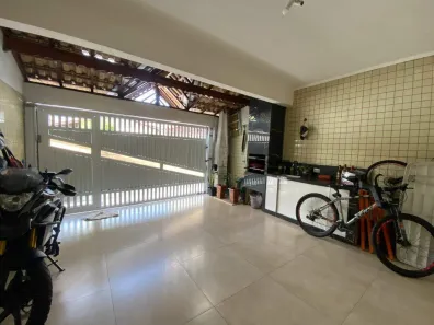 Sobrado com 3 Quartos à venda, 93m² no Guilhermina, Praia Grande