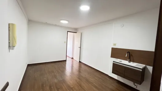 Kitnet para alugar, 30m² no Centro, Rio de Janeiro