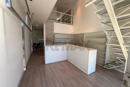 Ponto Comercial para alugar, 40m² no Bingen, Petrópolis