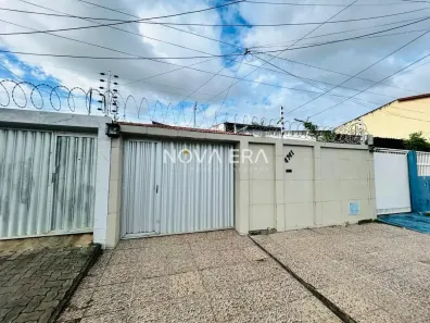 Casa com 5 Quartos para alugar, 187m² no Serrinha, Fortaleza