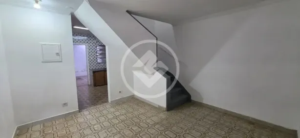 Sobrado com 2 Quartos para alugar, 85m² no Ponta da Praia, Santos