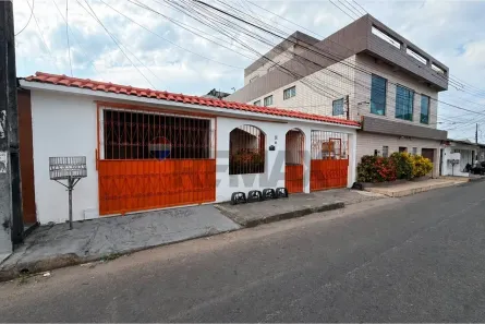 Casa com 7 Quartos à venda, 275m² no Cidade Nova, Manaus