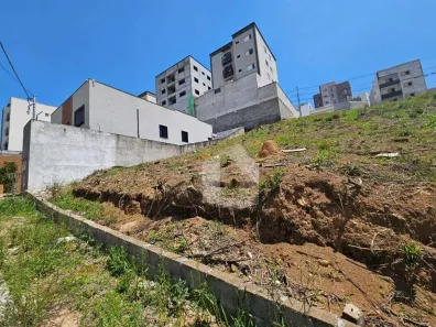 Lote/Terreno à venda, 300m² no Chácara Rancho Azul, Poços de Caldas